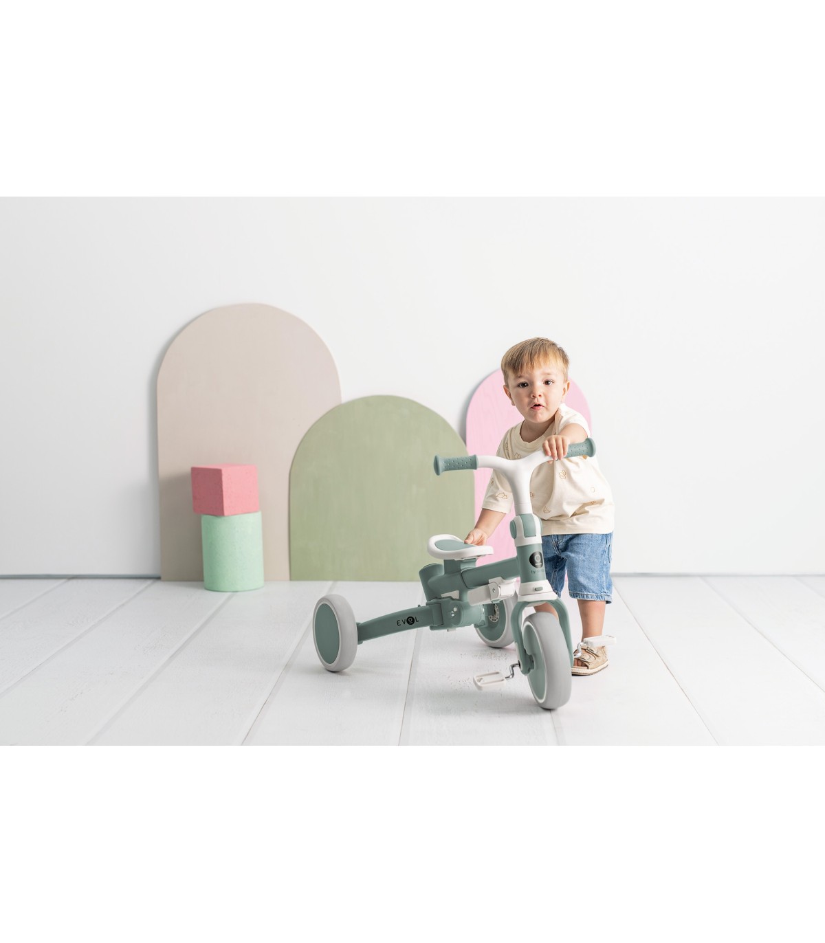 105699-TRICICLO MULTIFUNCION EVOL WHITE OLMITOS(1-0)-3
