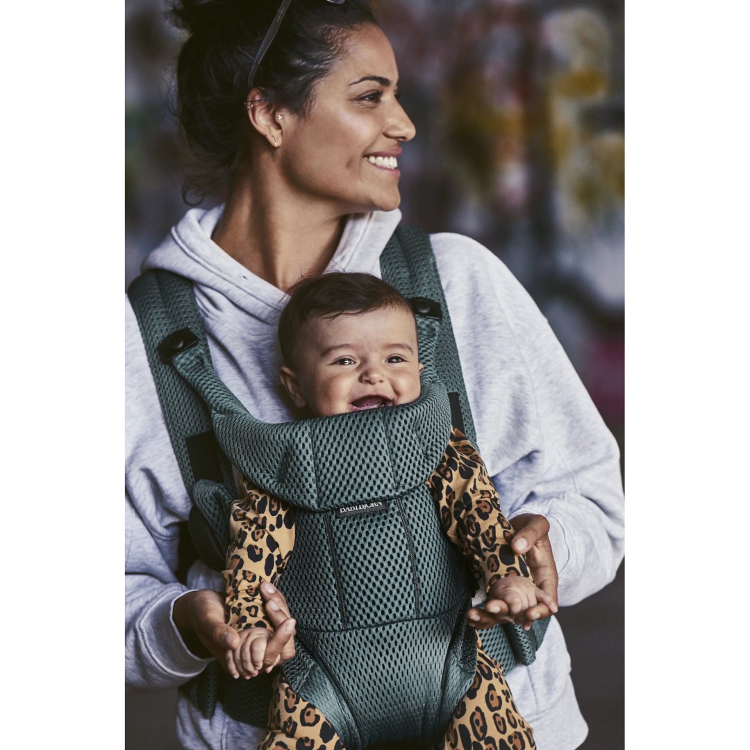 95882-MOCHILA BABYJORN MOVE 3D VERDE SALVIA(2-0)-1